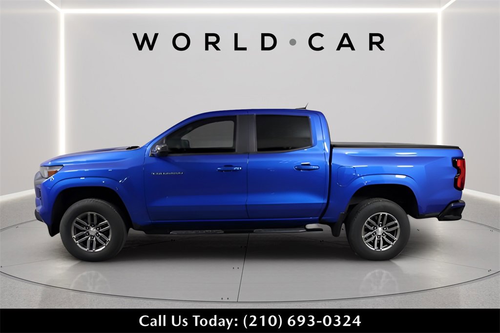 Used 2023 Chevrolet Colorado LT w/ LT Convenience Package image 4