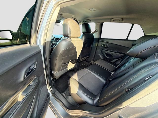 Used 2020 Chevrolet Trax LT w/ Driver Confidence Package image 22