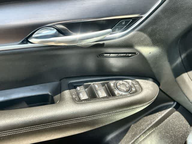 Used 2023 Cadillac XT6 Luxury FWD image 30