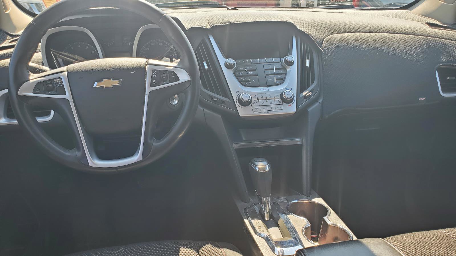 Used 2017 Chevrolet Equinox LT w/ Convenience Package image 7