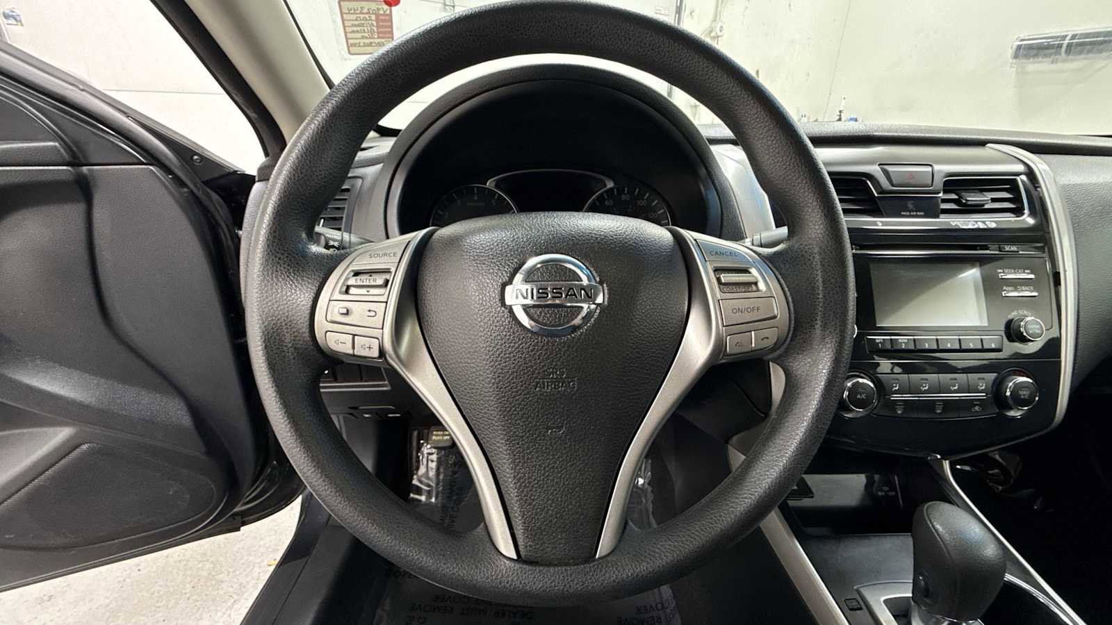 Used 2015 Nissan Altima 2.5 S w/ Power Driver Seat Package image 16