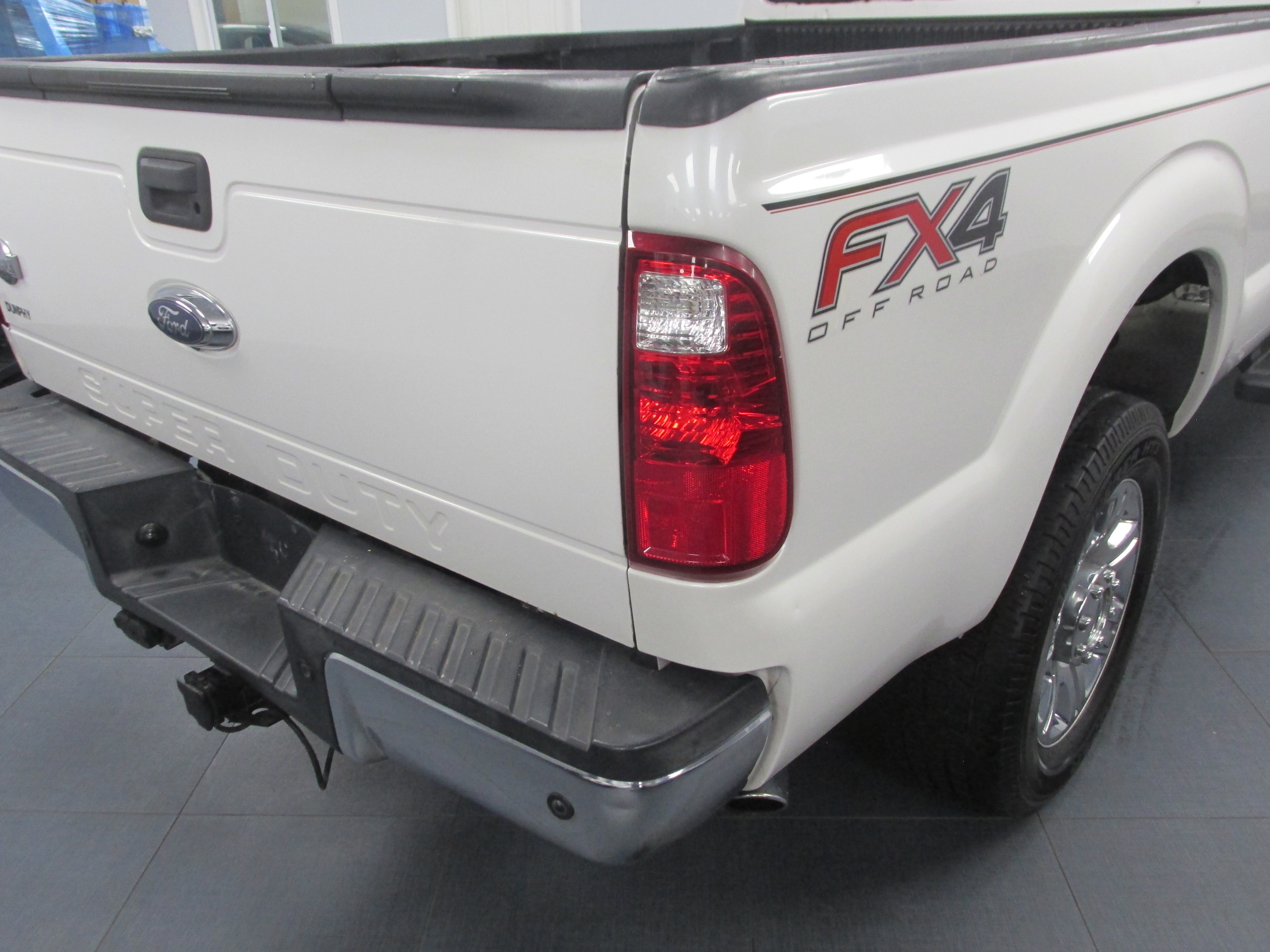 Used 2016 Ford F250 Lariat w/ Chrome Package image 11