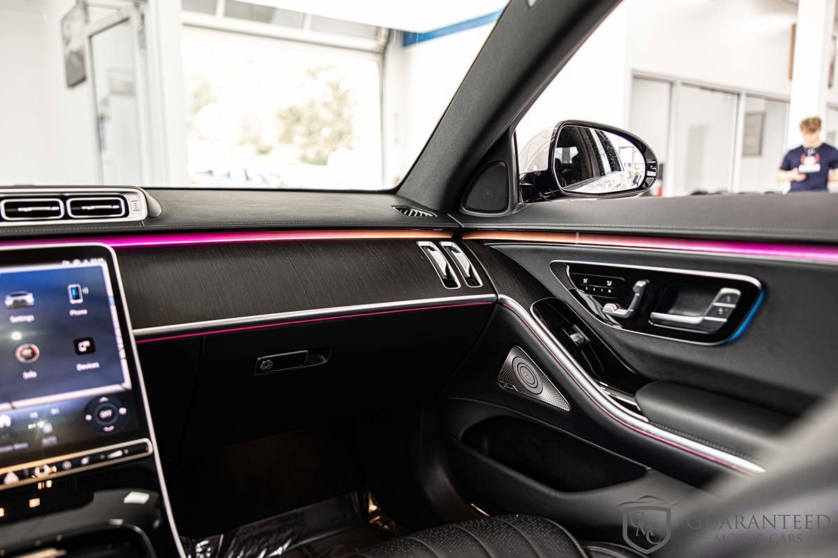 Used 2022 Mercedes-Benz S 500 4MATIC w/ AMG Line Package image 37