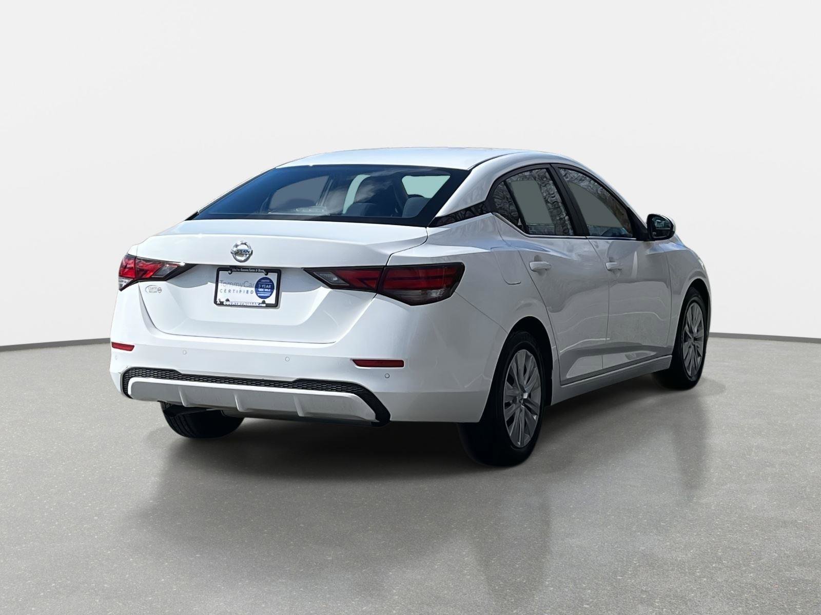 Used 2022 Nissan Sentra S image 5