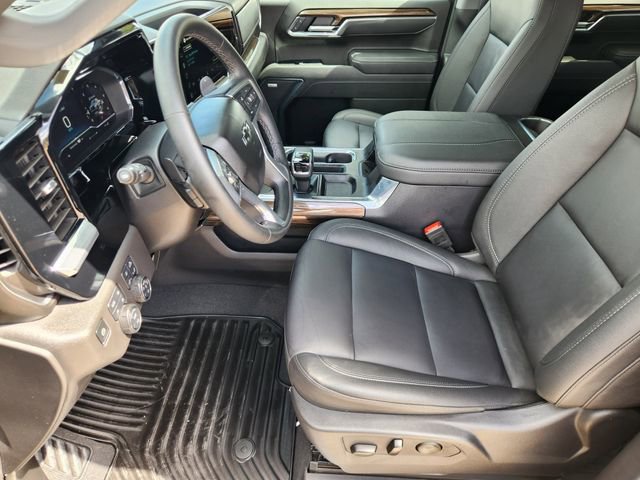 Used 2025 Chevrolet Silverado 1500 LT Trail Boss w/ LT Trail Boss Premium Package image 13