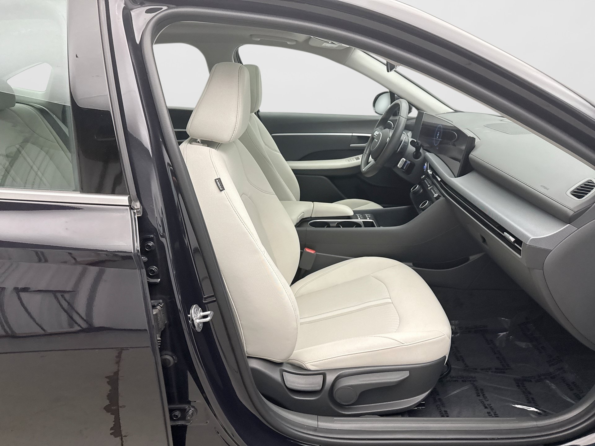 Used 2025 Hyundai Sonata SEL FWD image 18