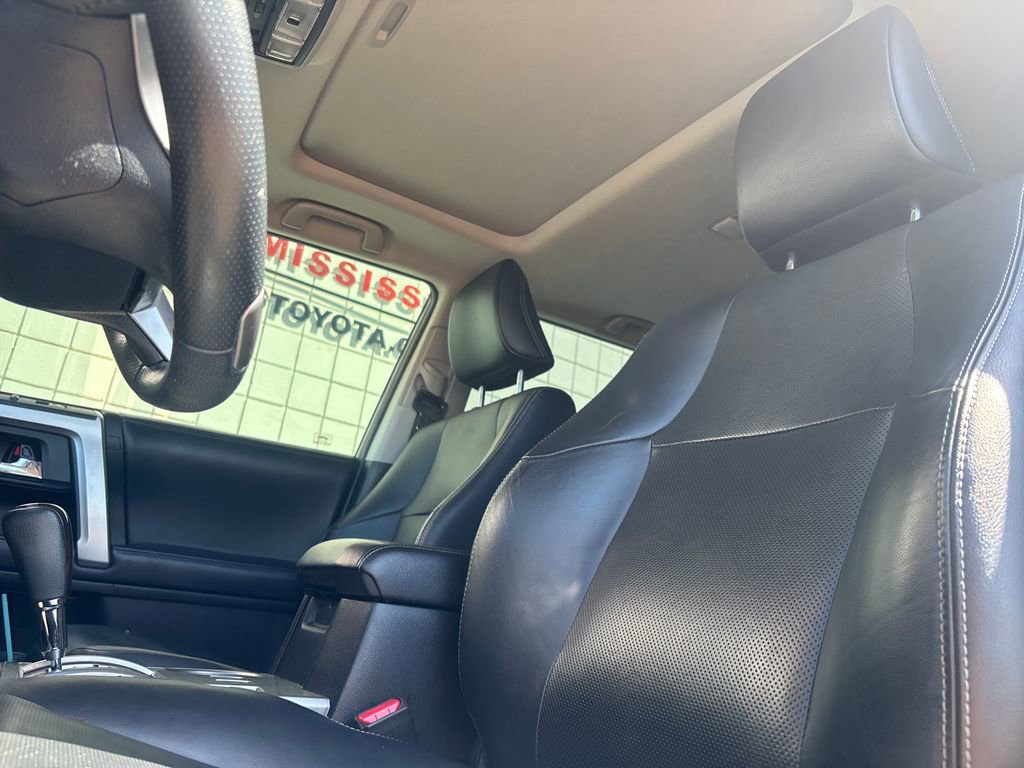 Used 2018 Toyota 4Runner Limited image 9