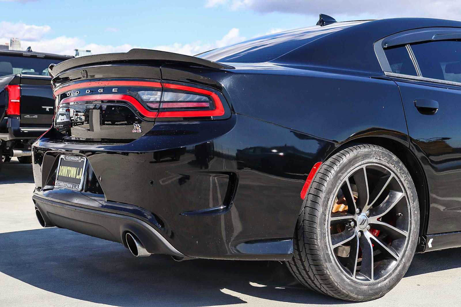 Used 2017 Dodge Charger R/T Scat Pack w/ Technology Group image 9