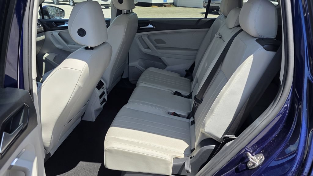 Used 2024 Volkswagen Tiguan SE FWD image 18