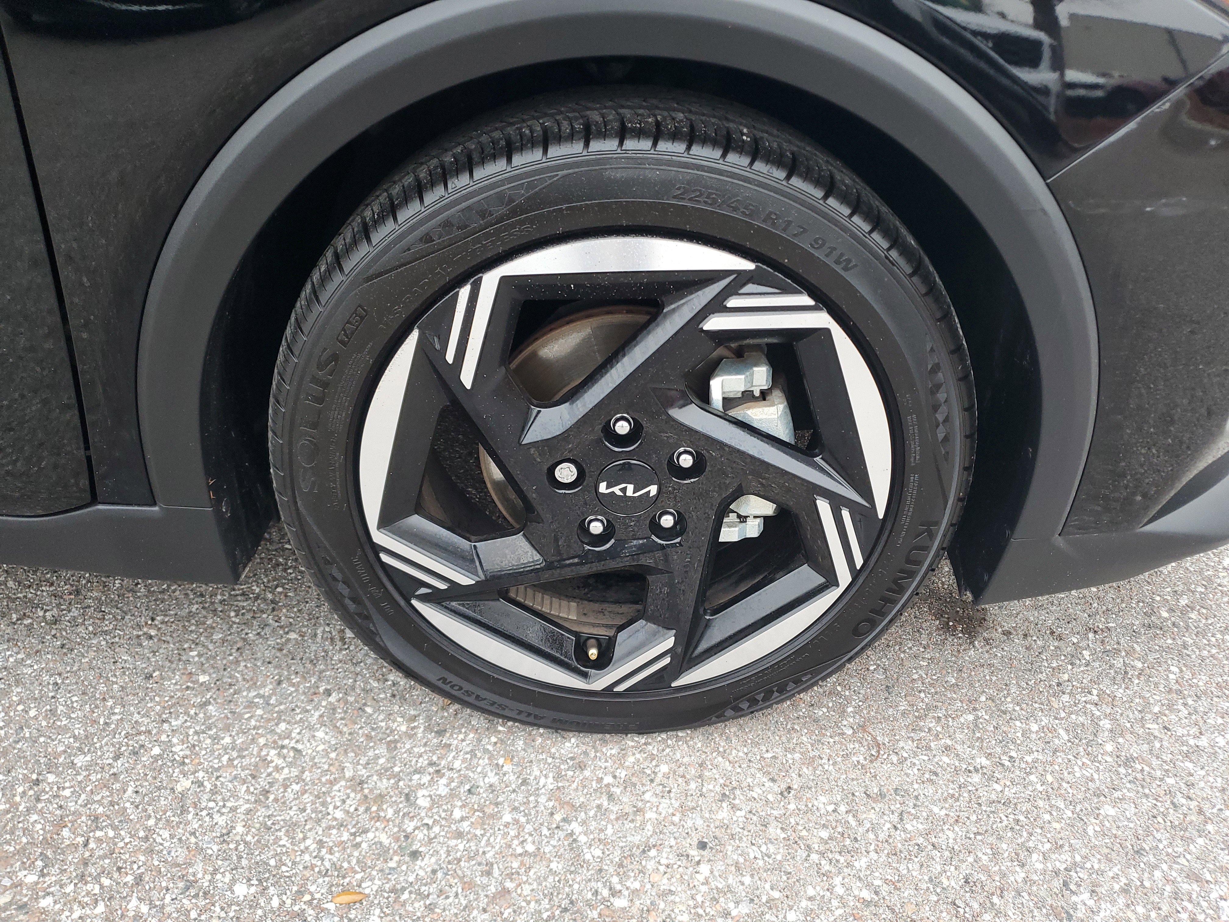 Used 2025 Kia K4 EX image 6