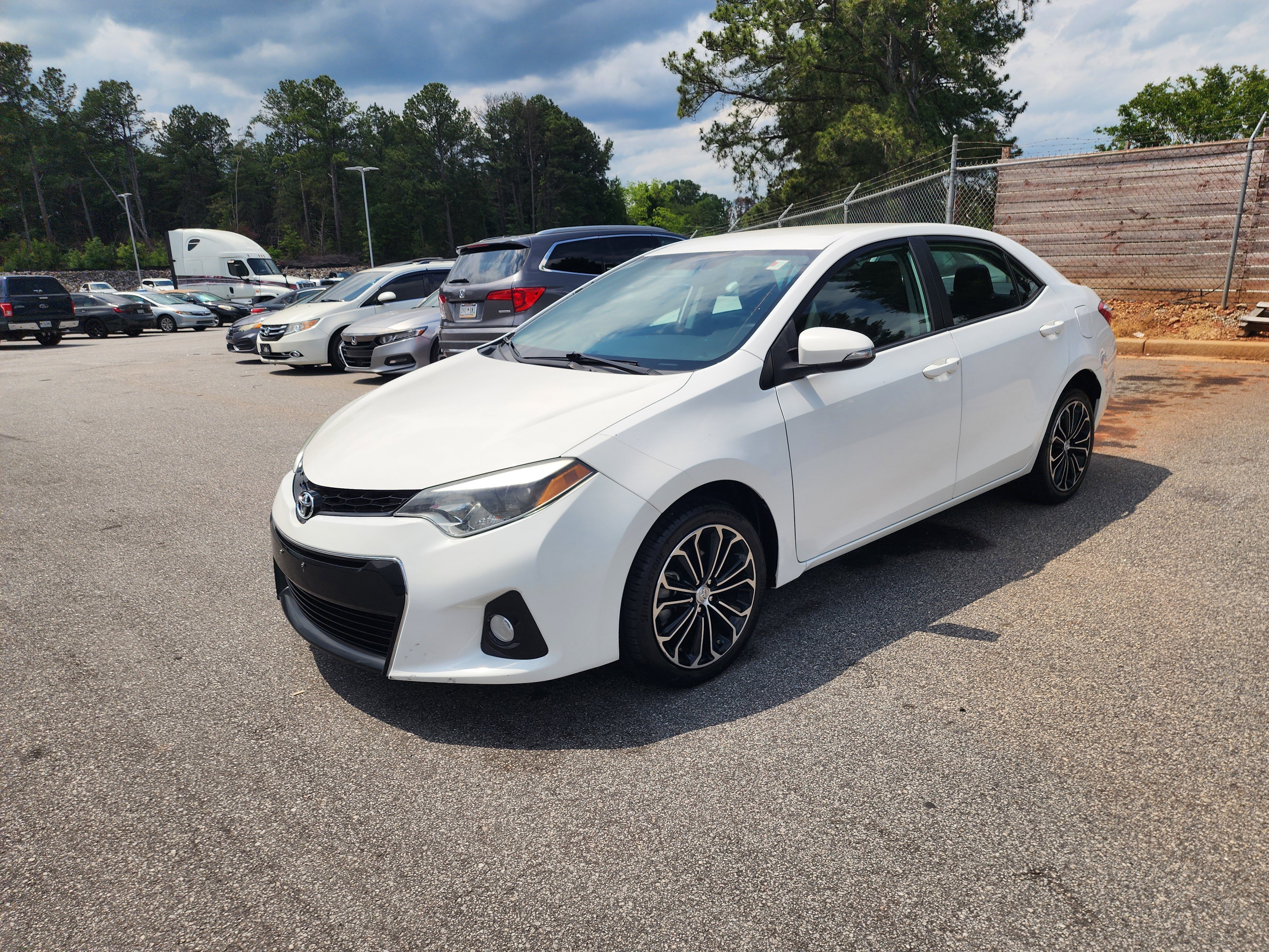 Used 2015 Toyota Corolla S FWD image 8