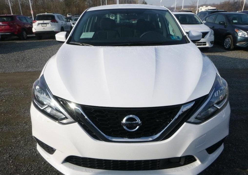 Used 2019 Nissan Sentra S image 2
