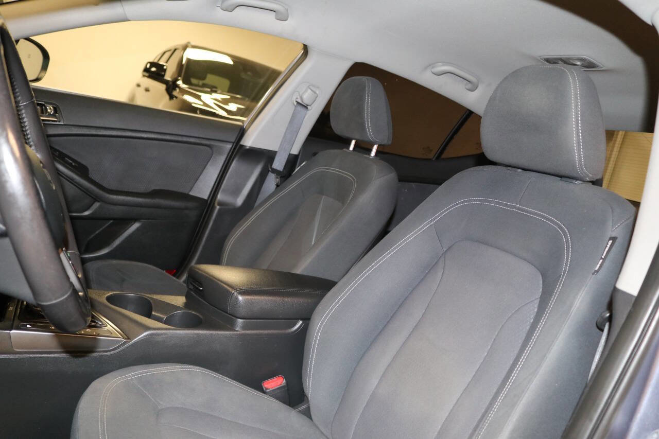 Used 2012 Kia Optima Hybrid FWD image 70