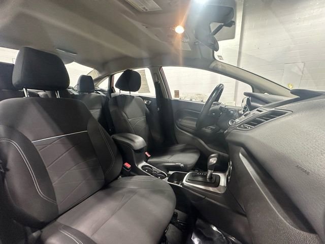 Used 2014 Ford Fiesta SE image 16