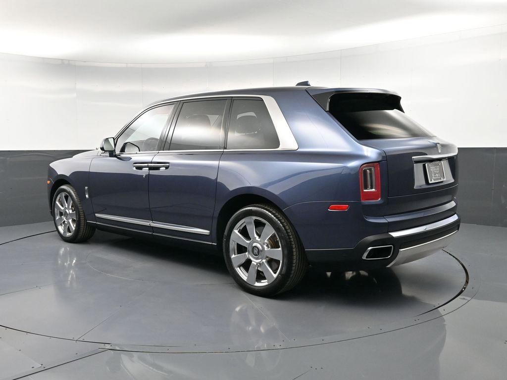 Certified 2024 Rolls-Royce Cullinan AWD/4WD image 3