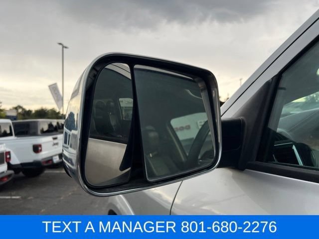 Used 2017 RAM 3500 Laramie w/ Convenience Group AWD/4WD image 14