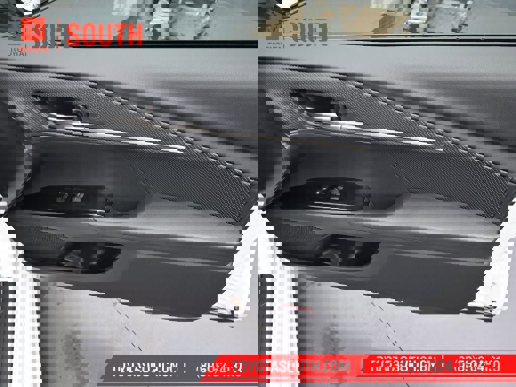 New 2026 Toyota Camry SE image 34