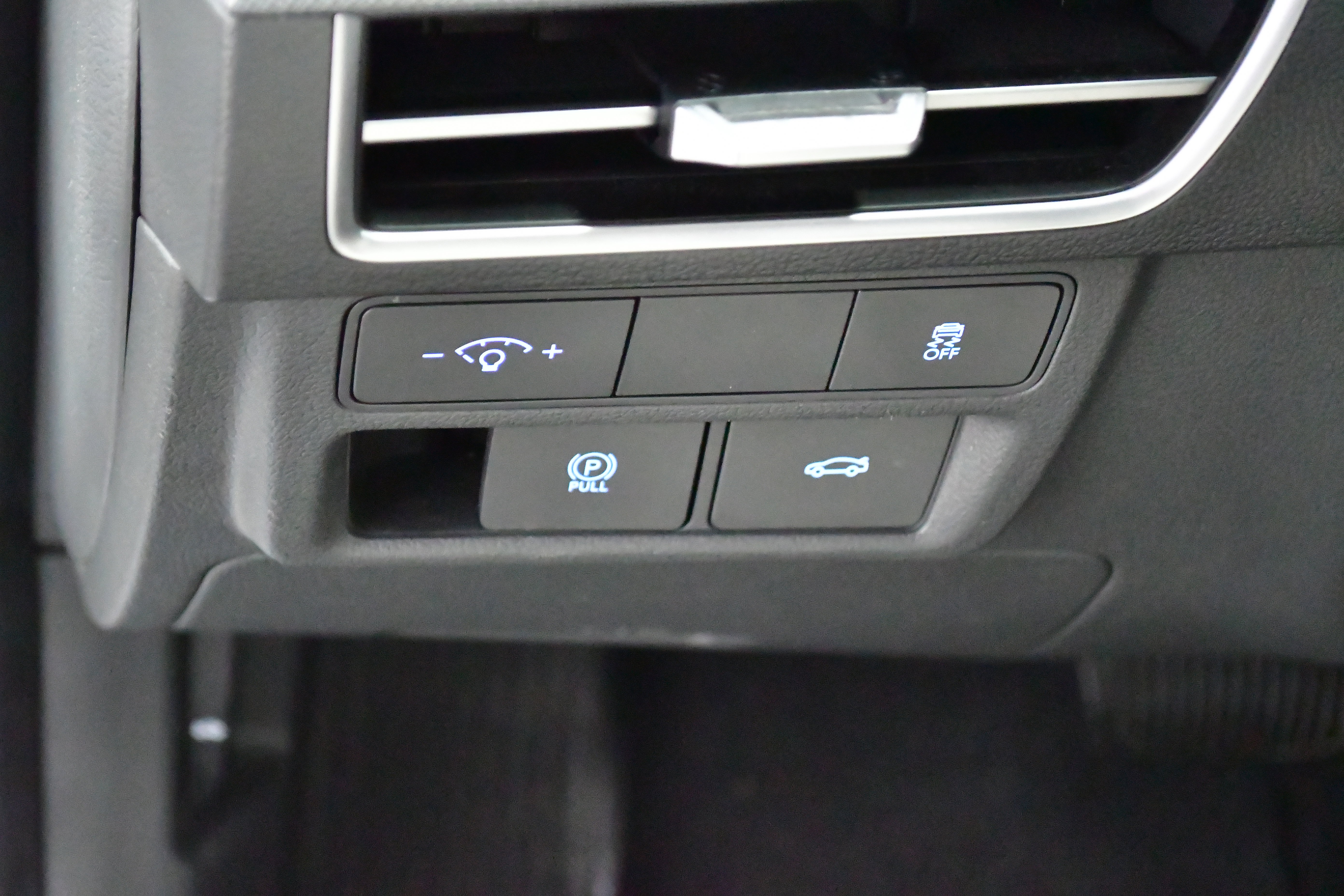 Used 2025 Hyundai Sonata SEL FWD image 13