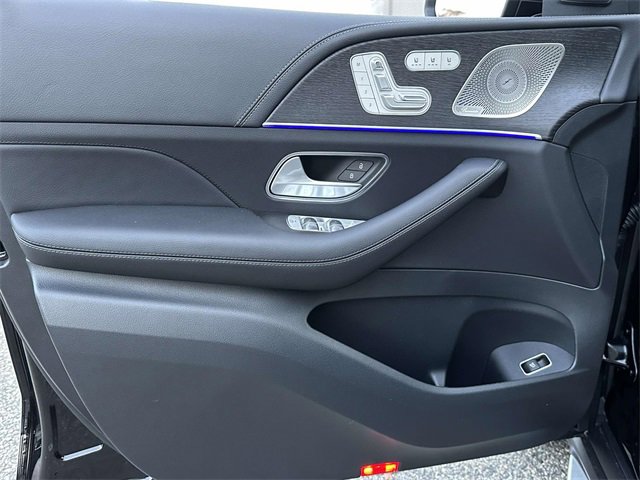New 2026 Mercedes-Benz GLS 580 4MATIC image 17