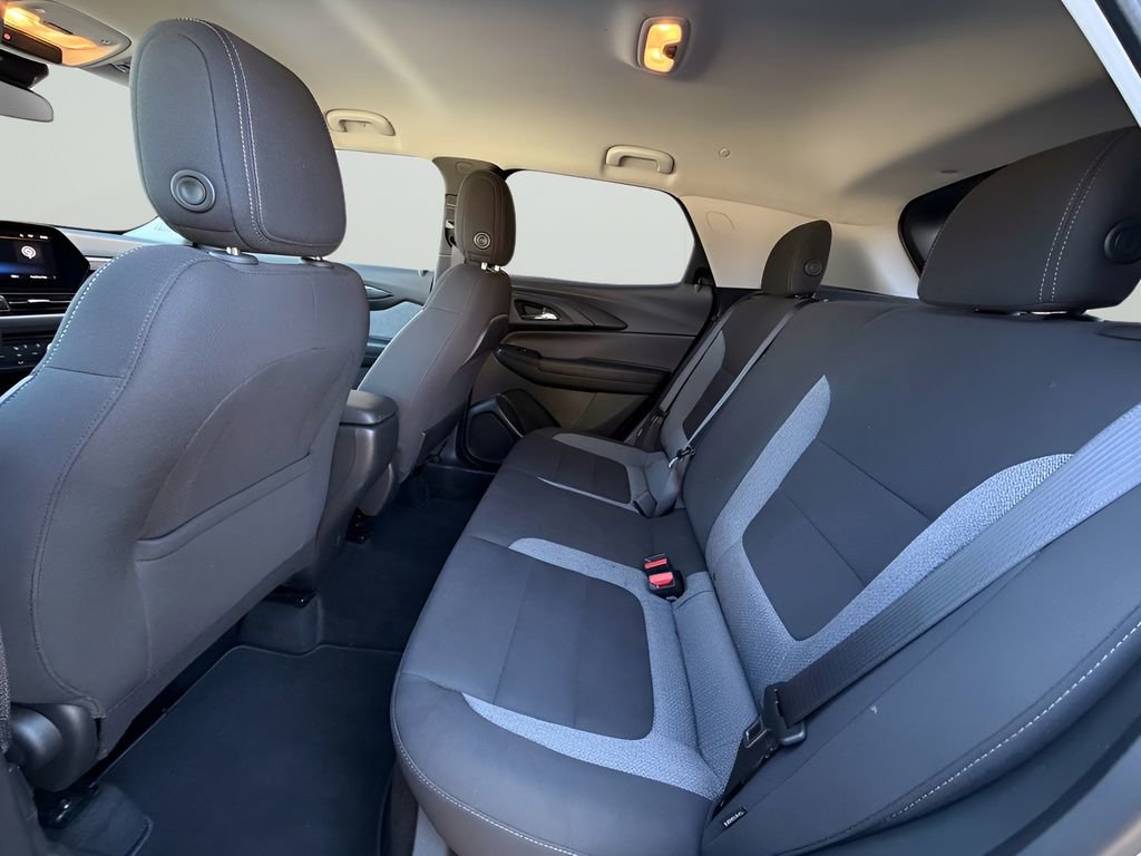 Used 2025 Chevrolet TrailBlazer LT image 17