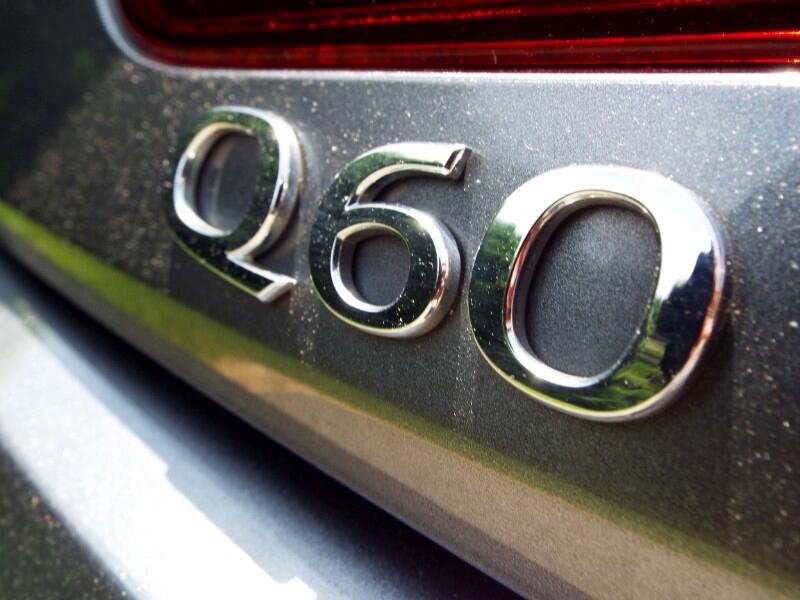 Used 2017 INFINITI Q60 3.0t image 10