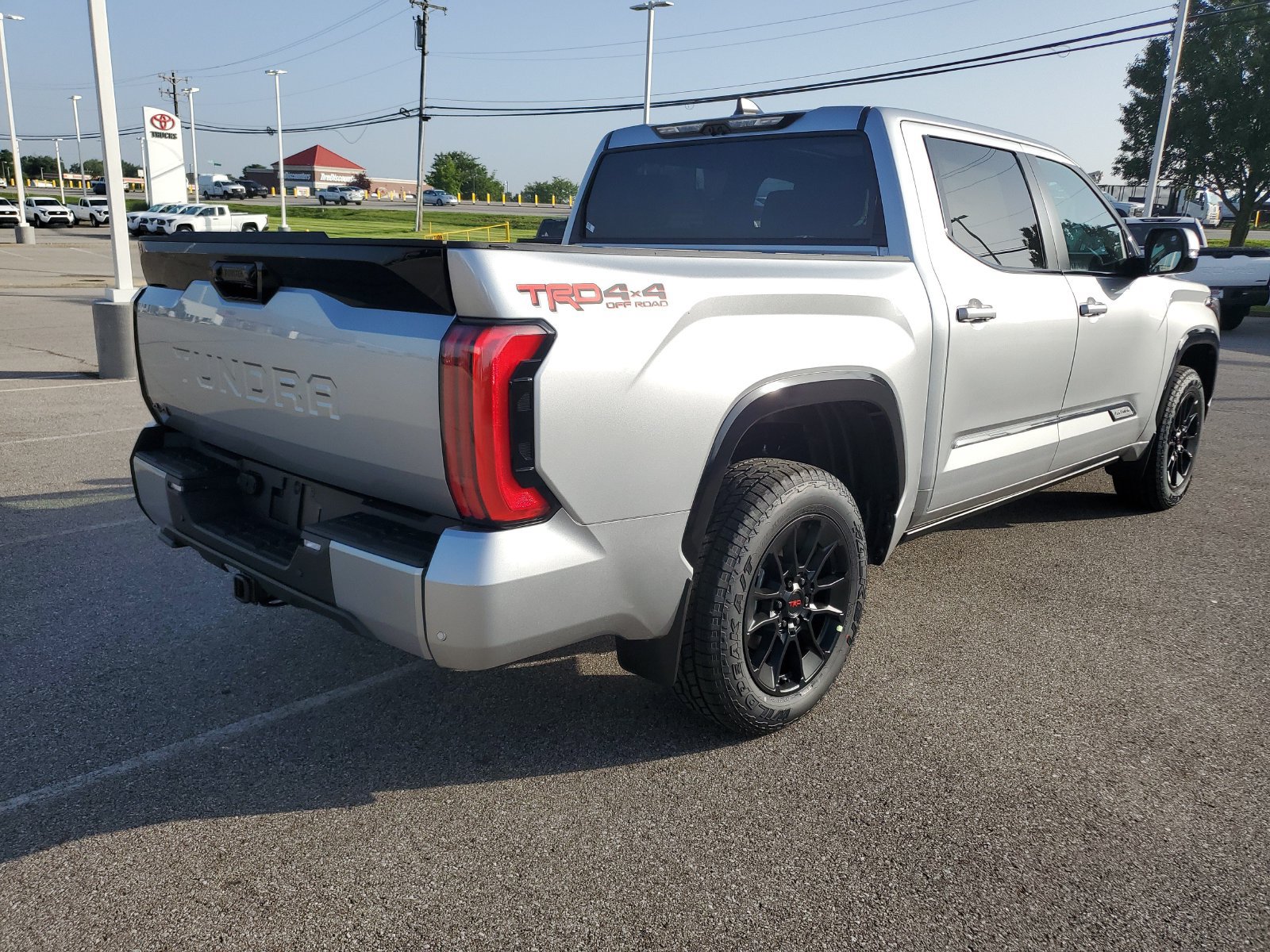 New 2026 Toyota Tundra Platinum w/ TRD Off-Road Package AWD/4WD image 4