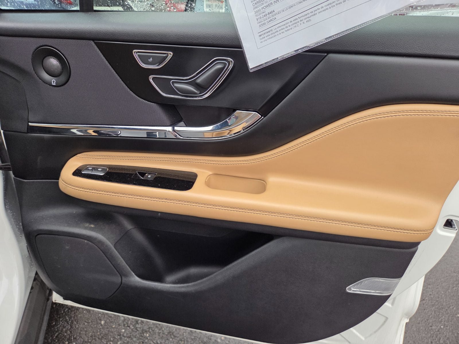 Used 2020 Lincoln Corsair Reserve FWD image 15