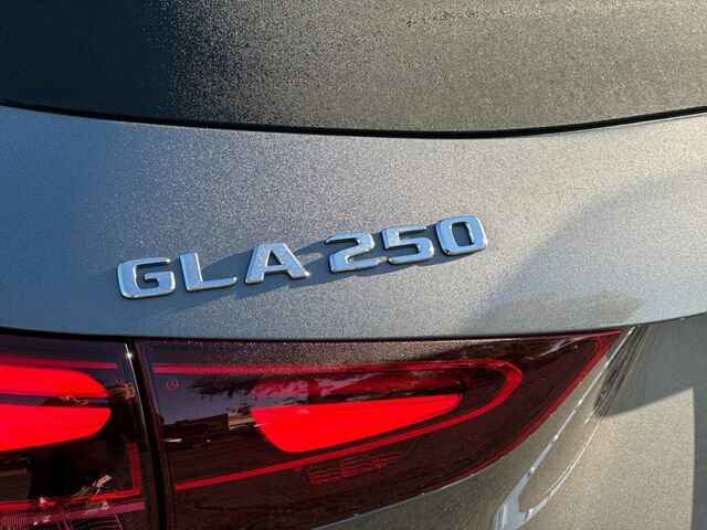 Certified 2026 Mercedes-Benz GLA 250 image 34