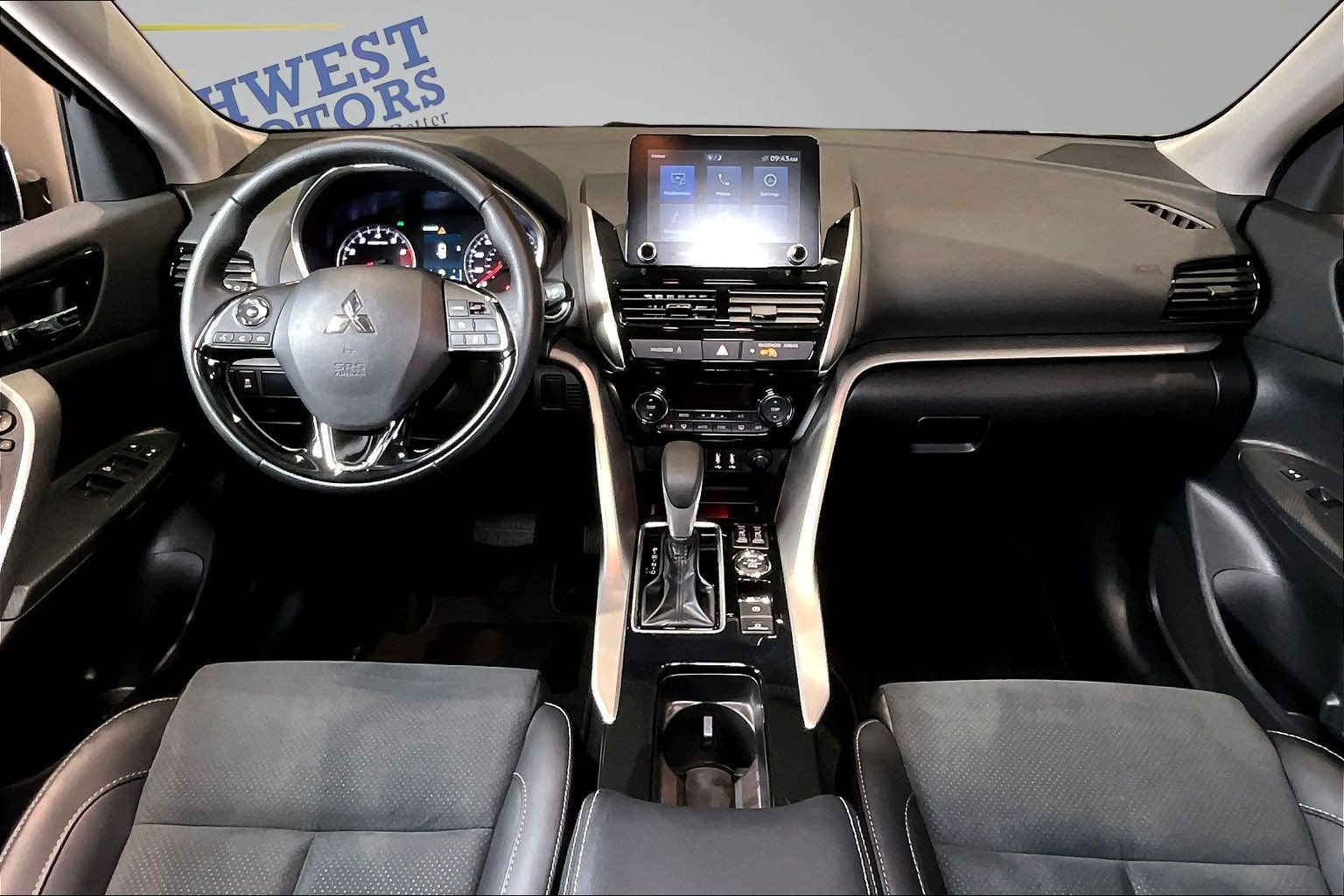 Used 2025 Mitsubishi Eclipse Cross SE AWD/4WD image 8