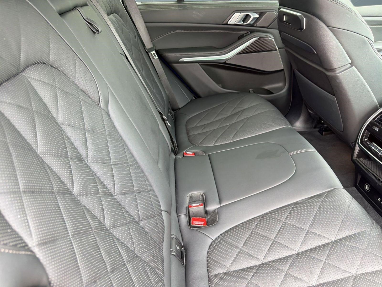 Used 2026 BMW X5 M60i AWD/4WD image 30