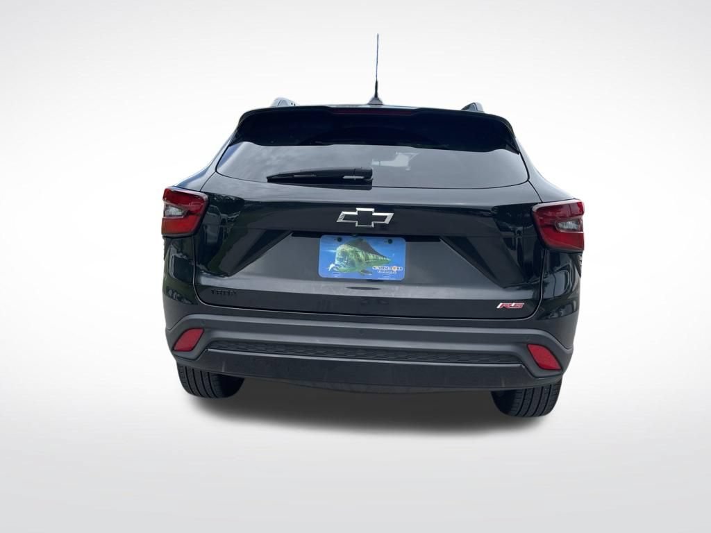 Used 2025 Chevrolet Trax RS w/ Driver Confidence Package FWD image 7
