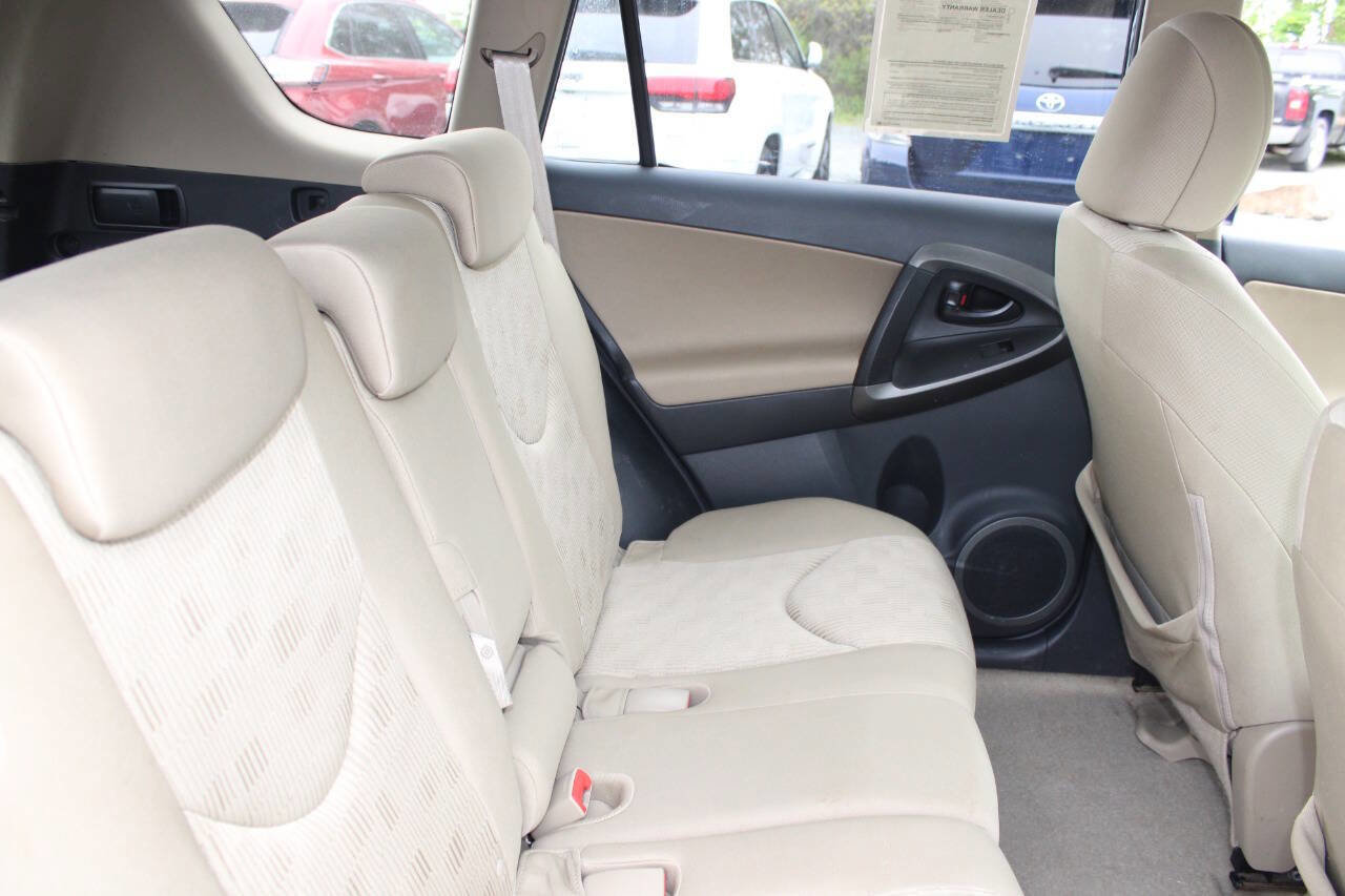 Used 2011 Toyota RAV4 4WD w/ Base L4 Extra Value Pkg image 16