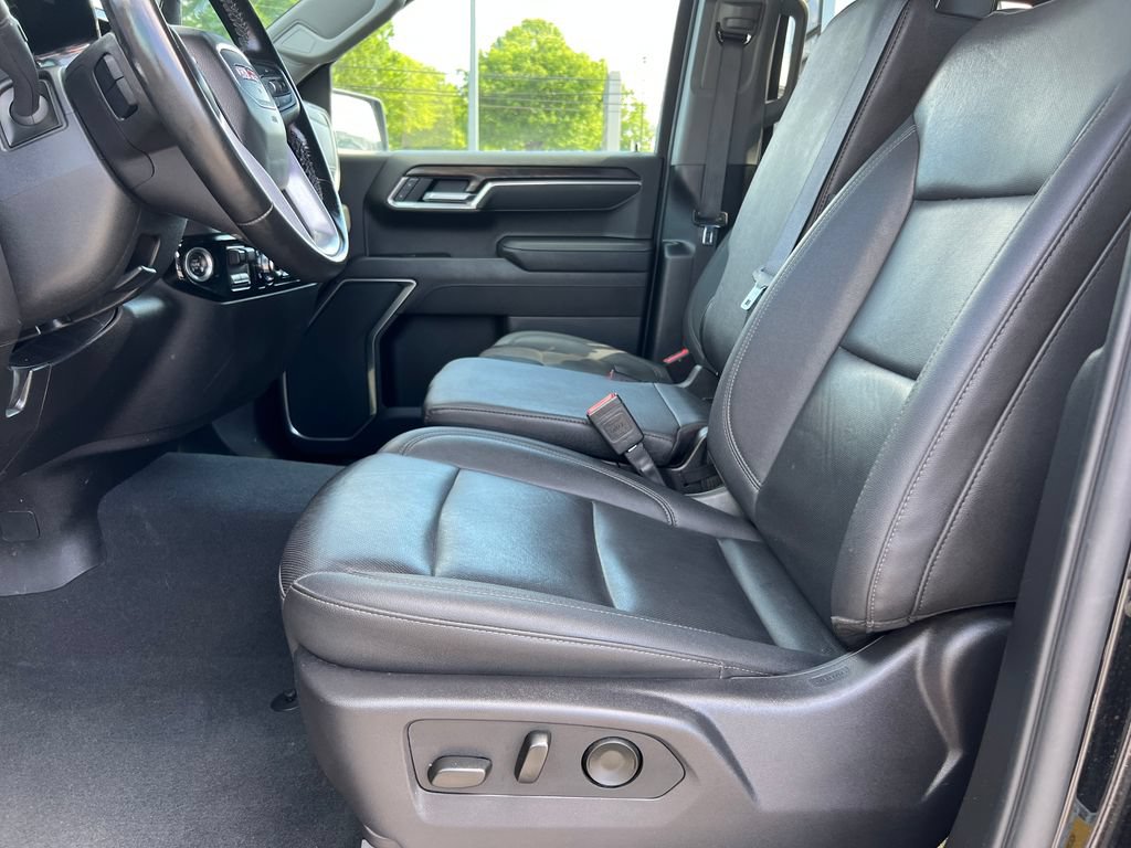 Used 2025 GMC Sierra 1500 SLT AWD/4WD image 9