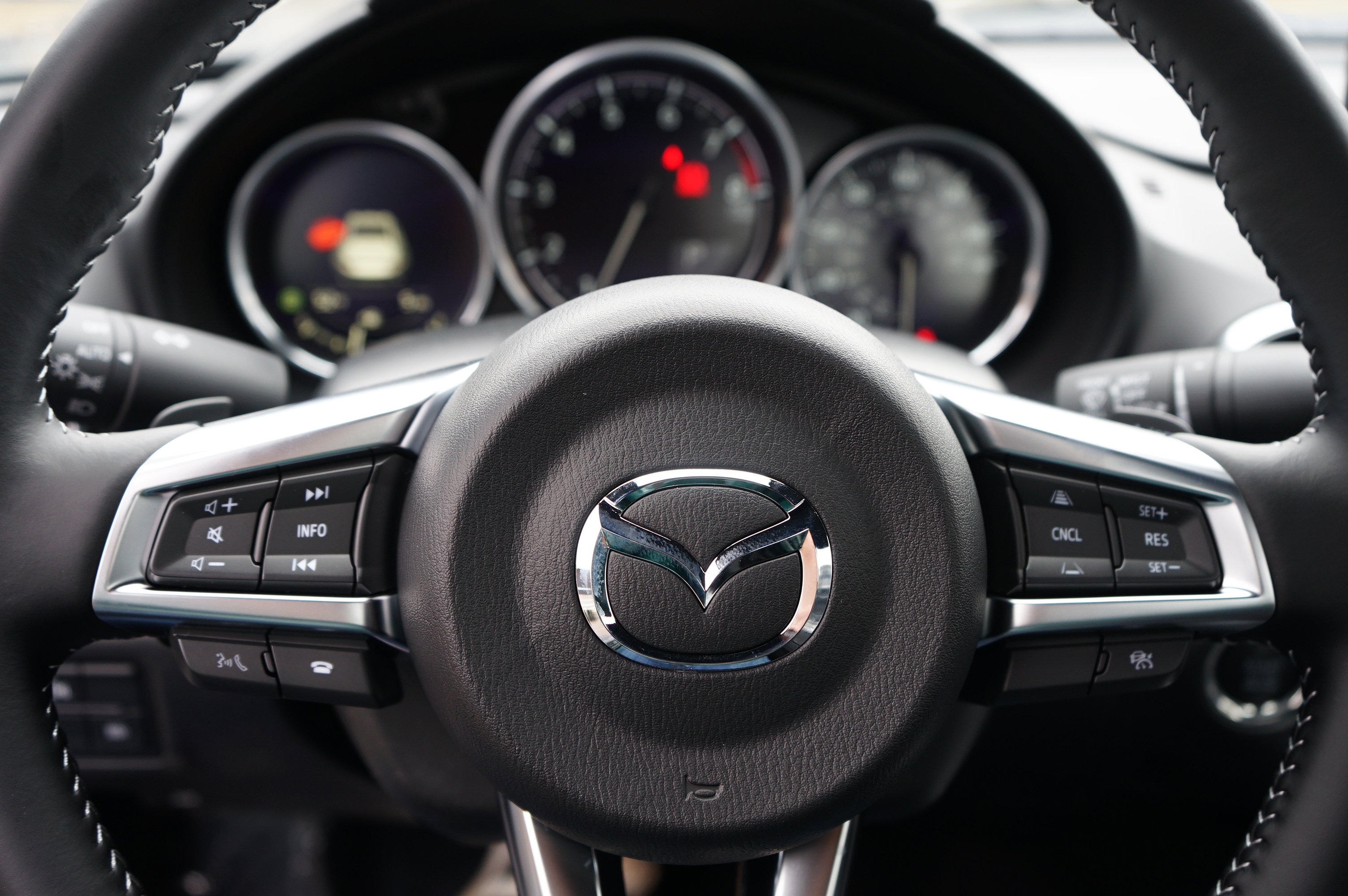 New 2026 MAZDA MX-5 Miata RF Grand Touring w/ Weather Package image 29