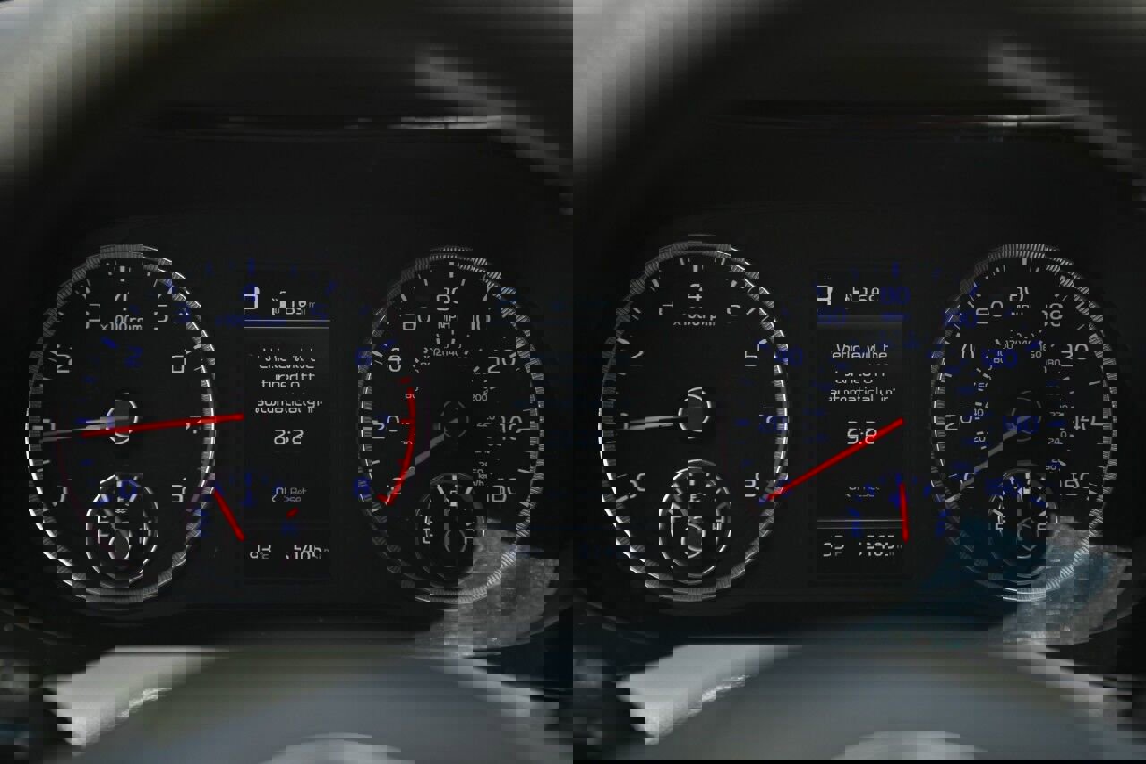 Used 2023 Kia K5 LXS image 23