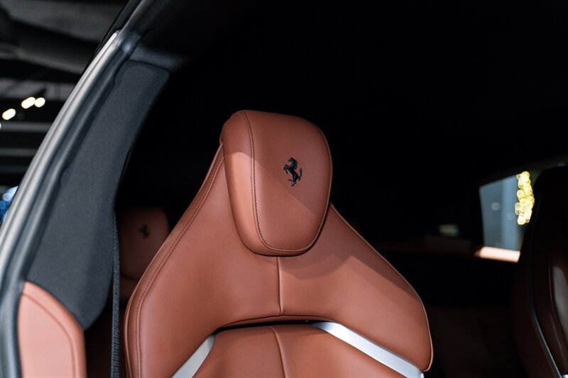 Used 2024 Ferrari Purosangue AWD/4WD image 10