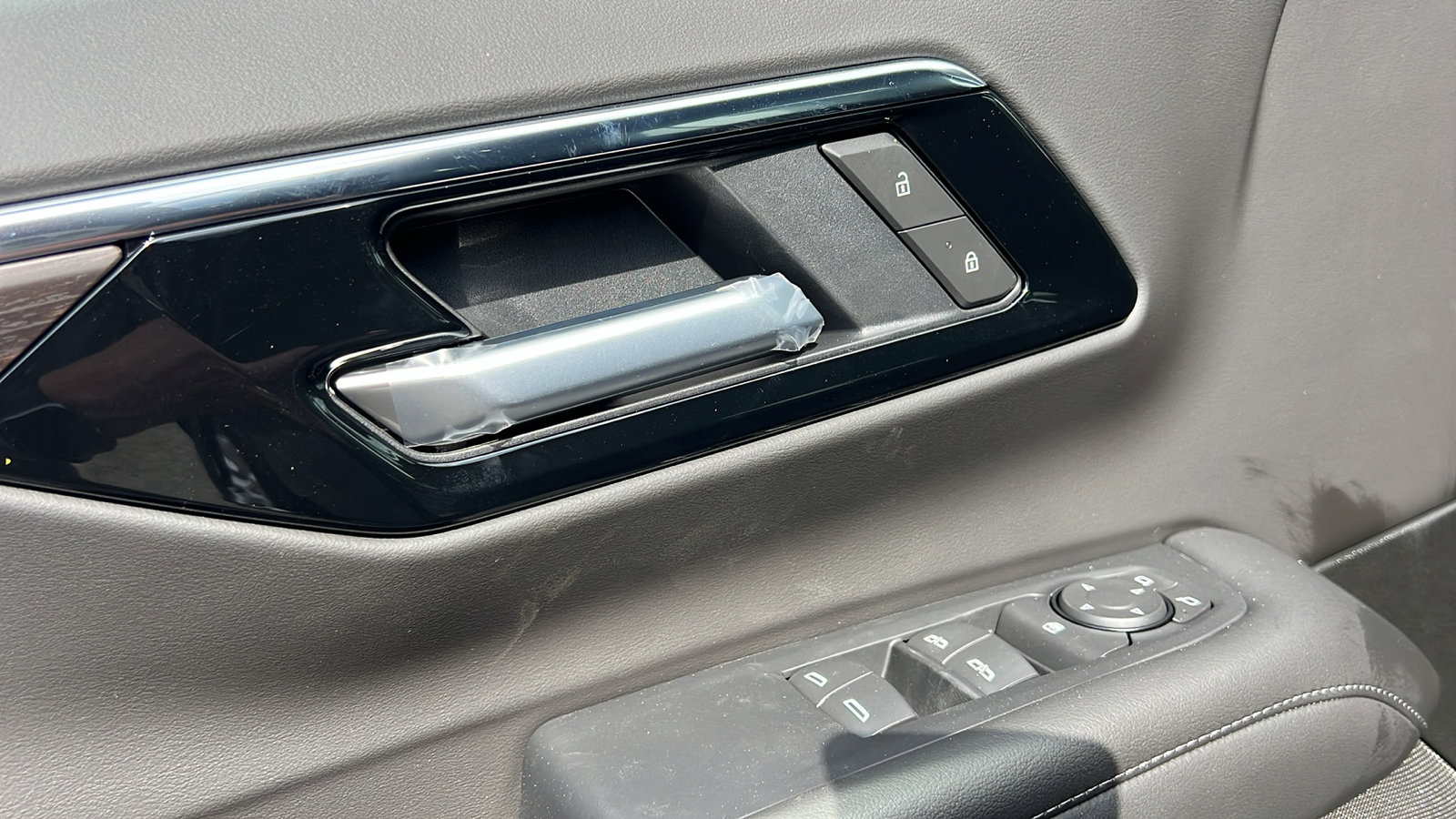 New 2025 Chevrolet Tahoe LS image 18