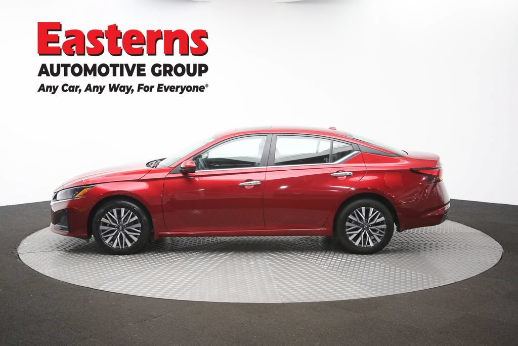Used 2023 Nissan Altima 2.5 SV w/ SV Premium Package AWD/4WD image 61