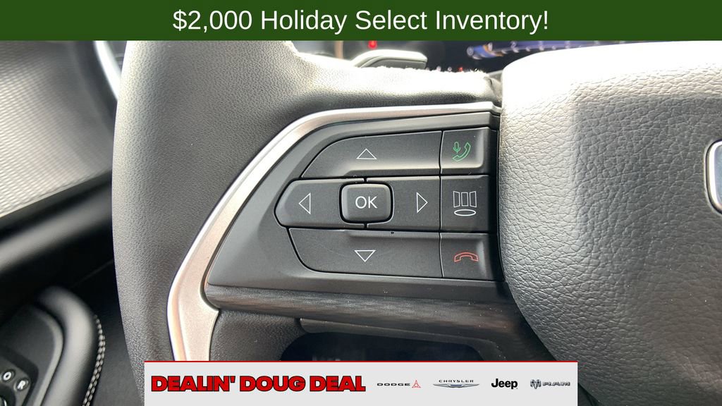 New 2025 Jeep Grand Cherokee L Altitude image 16