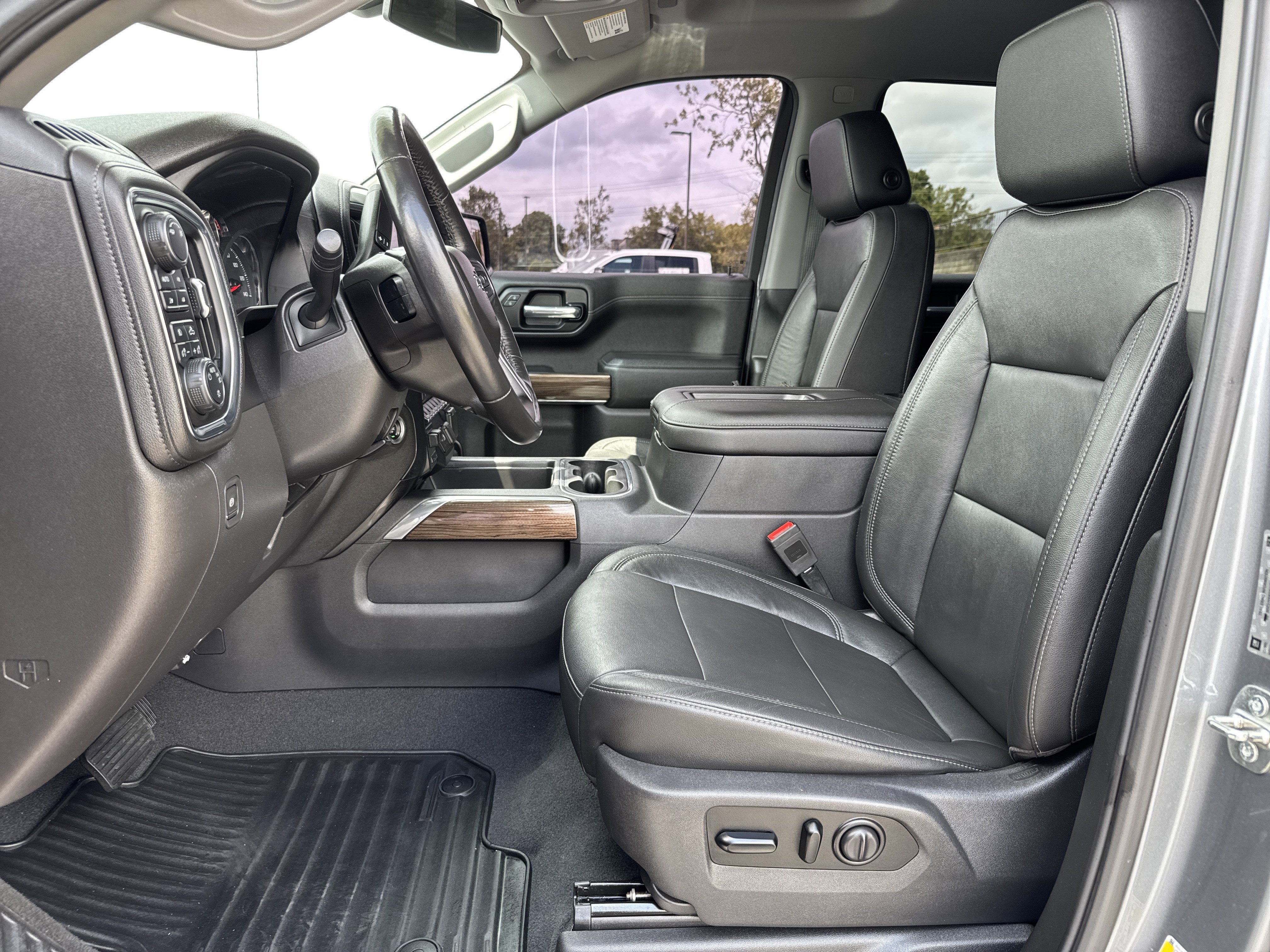 Used 2019 Chevrolet Silverado 1500 RST w/ All-Star Edition AWD/4WD image 16