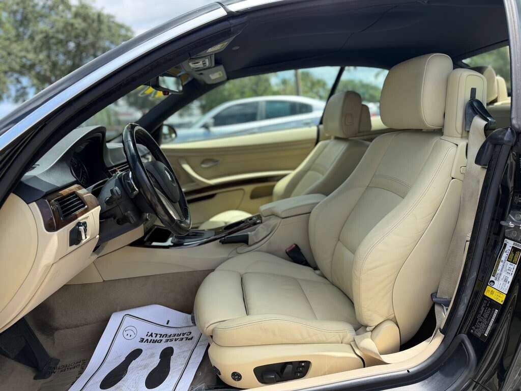 Used 2009 BMW 328i Convertible RWD image 10