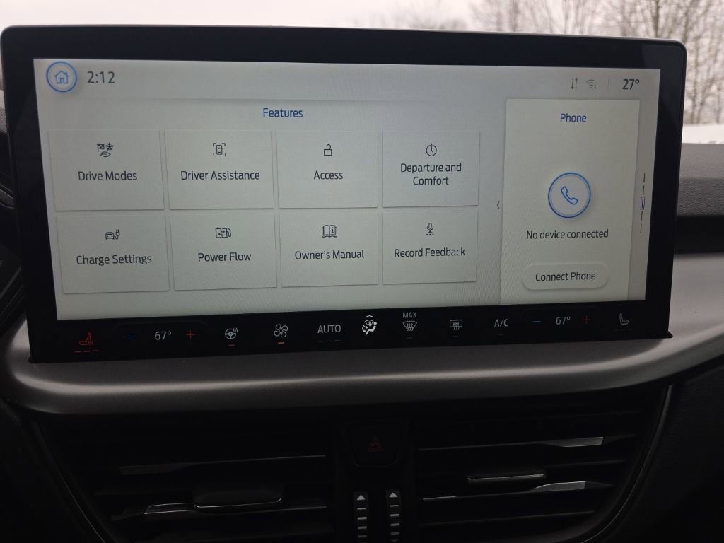 Used 2024 Ford Escape SE image 26