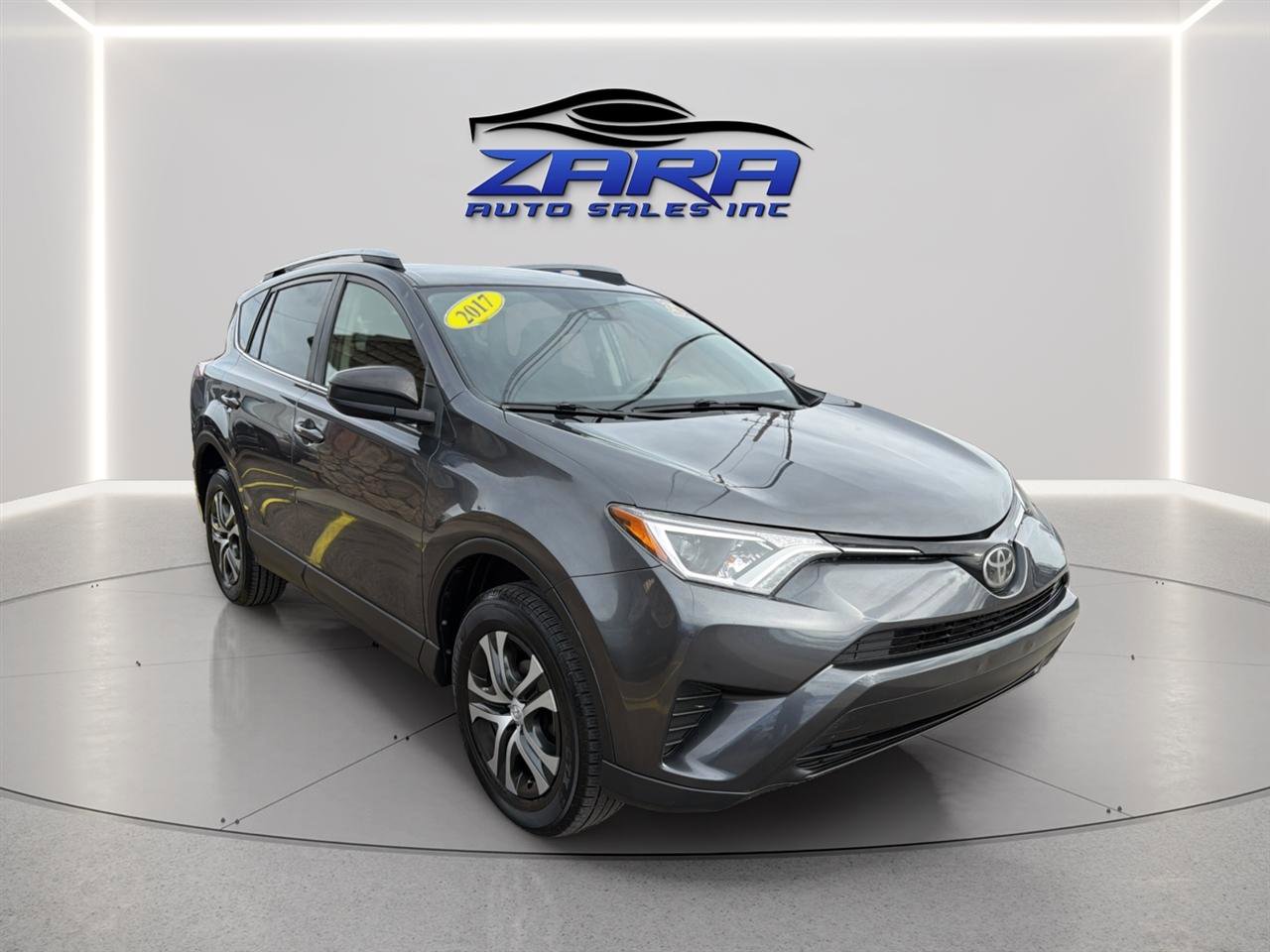 Used 2017 Toyota RAV4 LE w/ Carpet Mat Package image 9