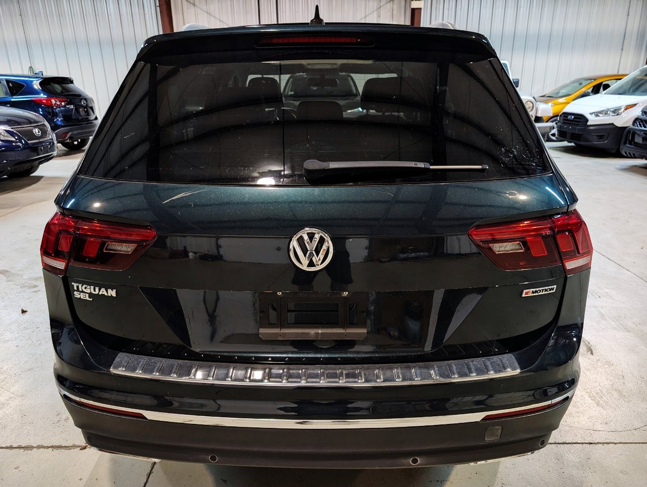 Used 2019 Volkswagen Tiguan SEL image 8
