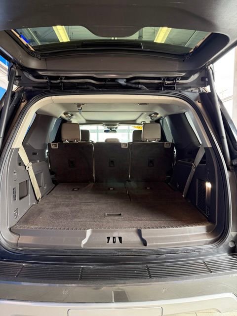 Used 2021 Ford Expedition XLT AWD/4WD image 13