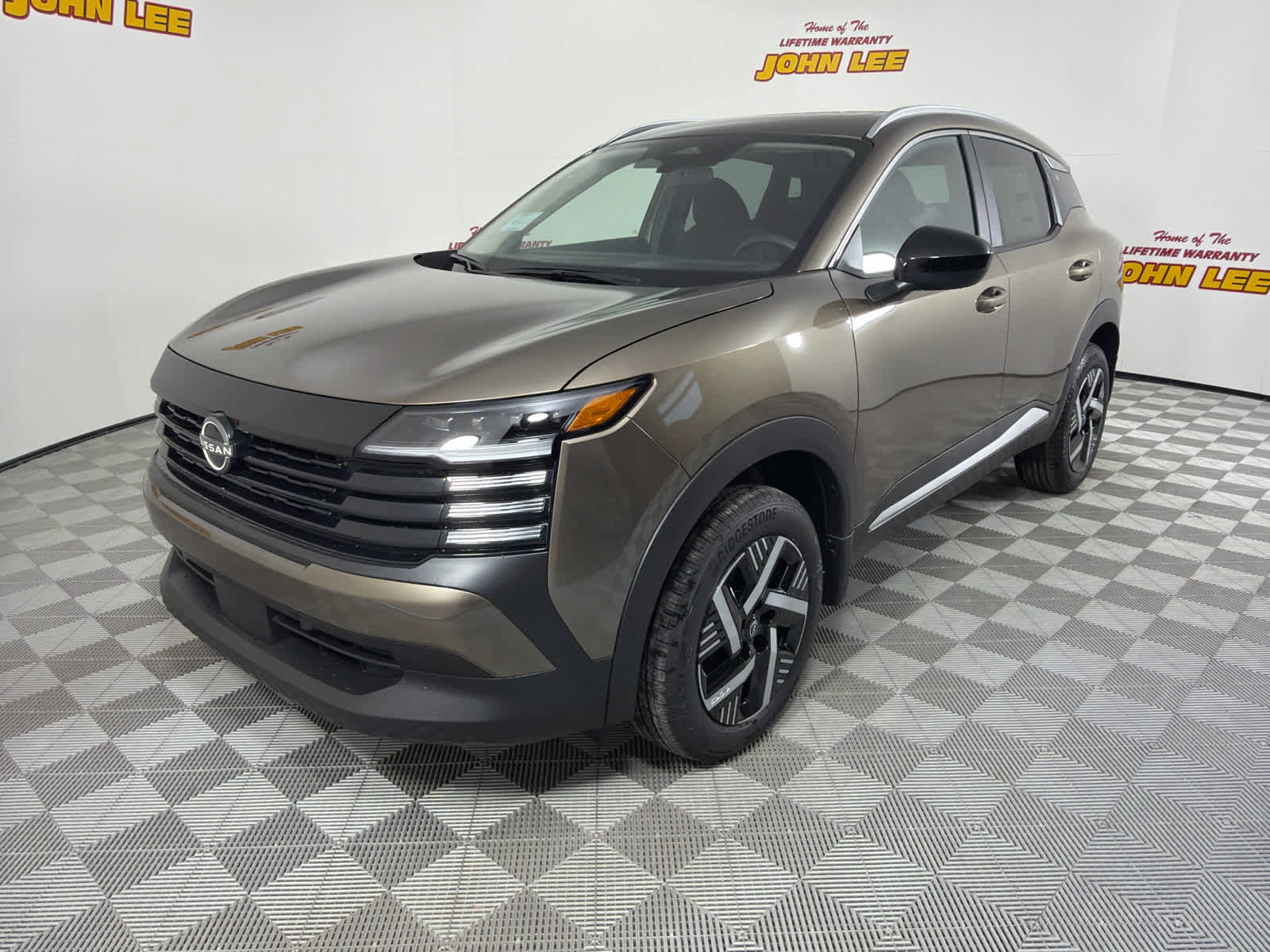 New 2026 Nissan Kicks SV w/ SV Premium Package FWD image 1