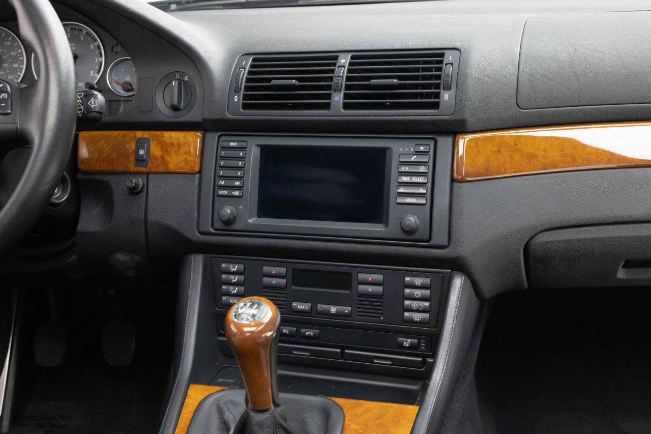 Used 2001 BMW M5 RWD image 16