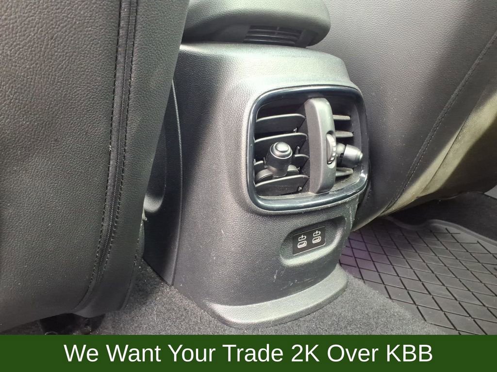 Used 2022 MINI Cooper Clubman S w/ Premium Package image 22
