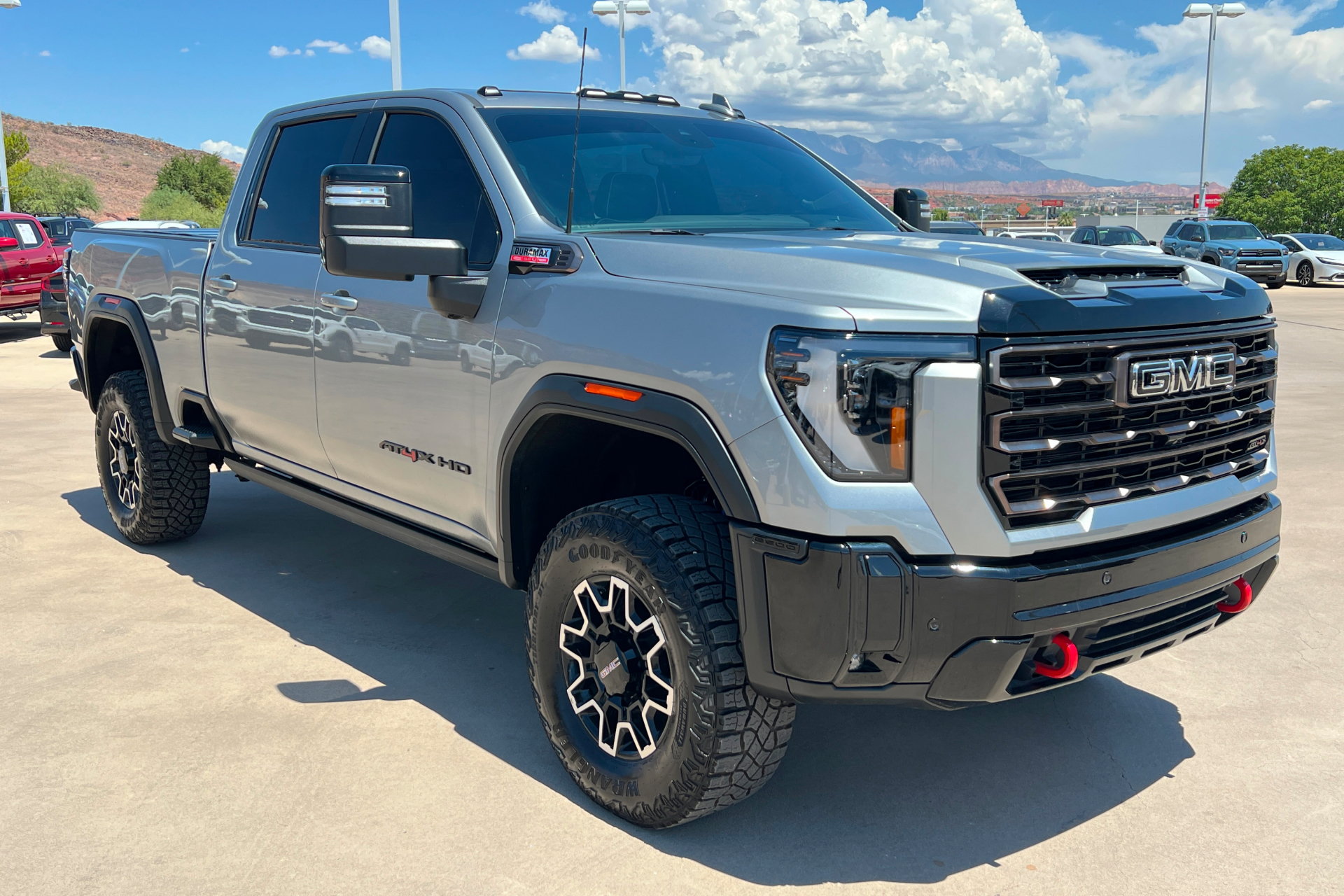 Used 2026 GMC Sierra 2500 AT4X AWD/4WD image 8