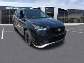Used 2023 Toyota Highlander XSE AWD/4WD image 10